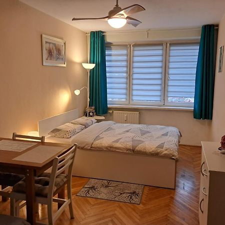Apartamento "Sady Flat" Varsovia Exterior foto
