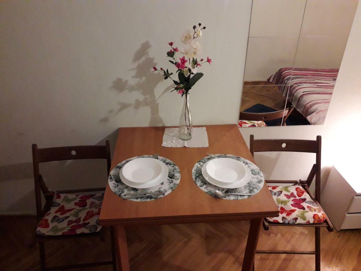 Apartamento "Sady Flat" Varsovia Exterior foto